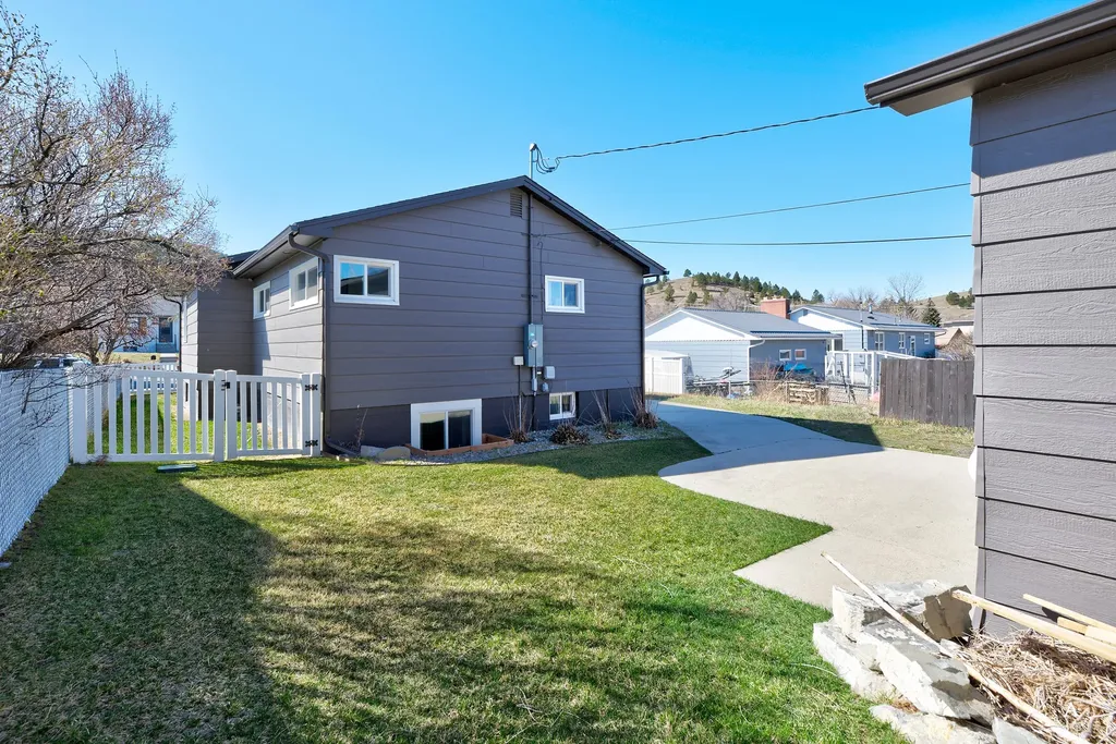 1208 Highland Street Helena MT 59601
