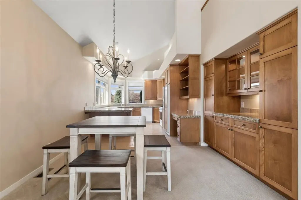 27 Bay Harbor Drive Bigfork MT 59911