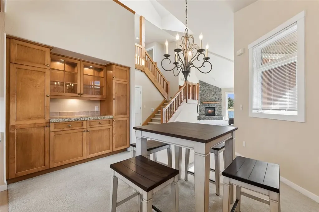 27 Bay Harbor Drive Bigfork MT 59911