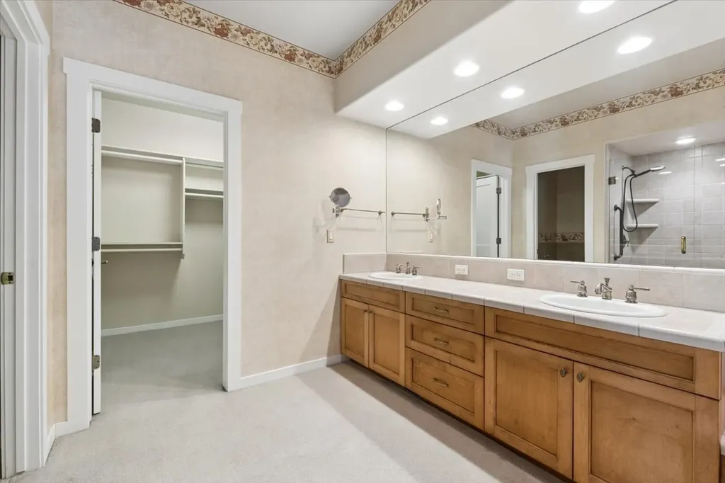 27 Bay Harbor Drive Bigfork MT 59911