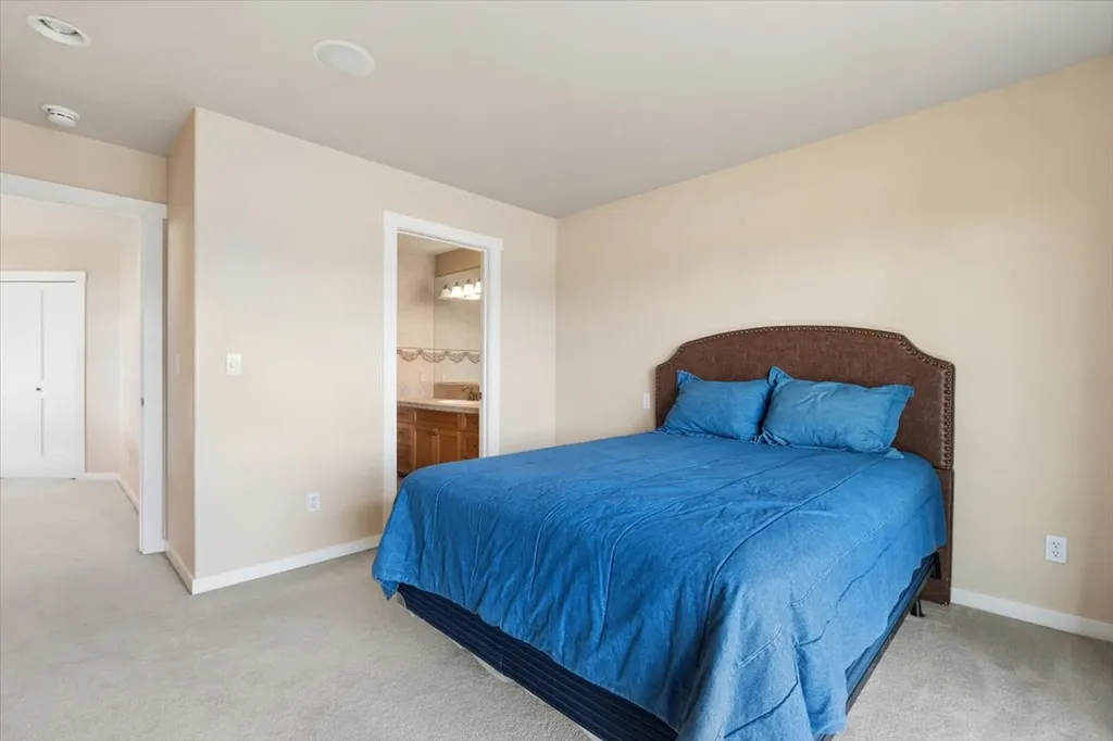 27 Bay Harbor Drive Bigfork MT 59911