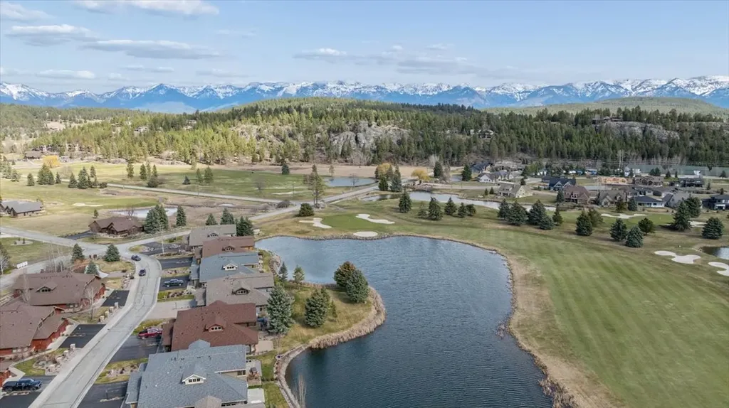 27 Bay Harbor Drive Bigfork MT 59911