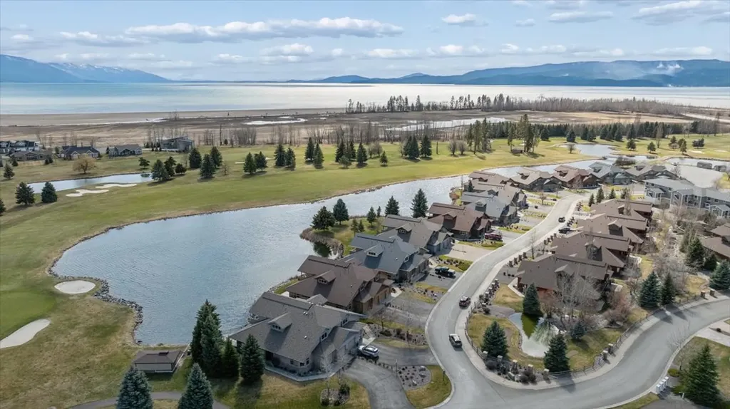 27 Bay Harbor Drive Bigfork MT 59911