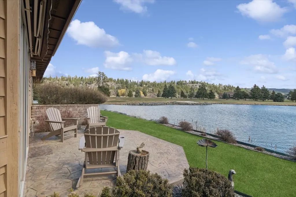 27 Bay Harbor Drive Bigfork MT 59911