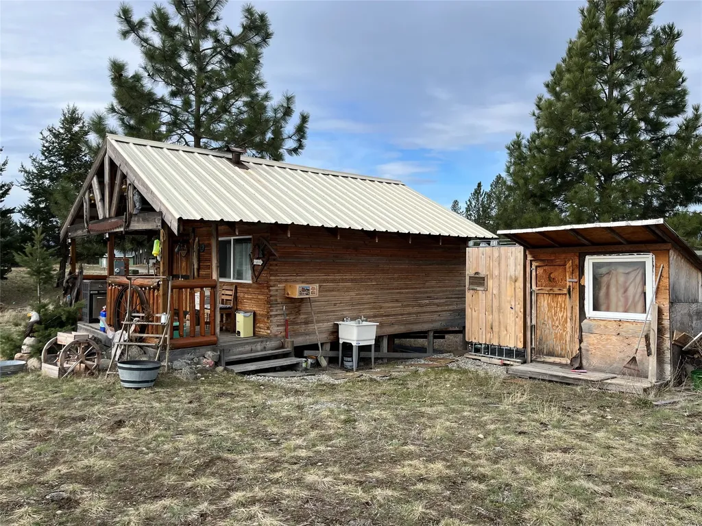 198 Acres Lane Eureka MT 59917