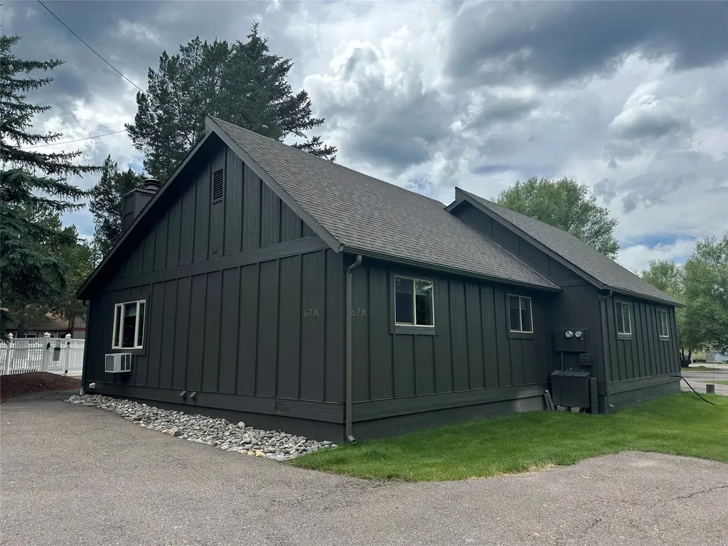67 Crestwood Drive Whitefish MT 59937