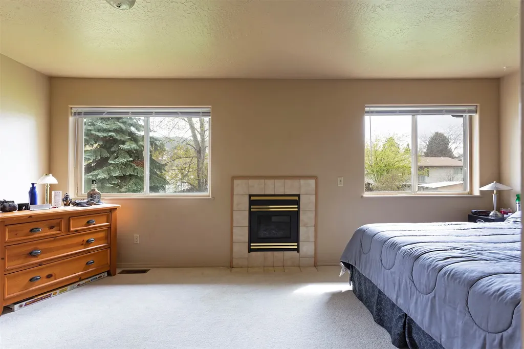 123 Grandview Way Missoula MT 59803