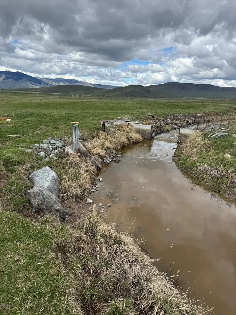 Nhn Highway 212 Charlo MT 59824