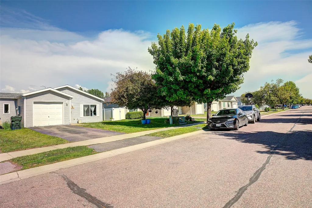 90 Empire Loop Kalispell MT 59901