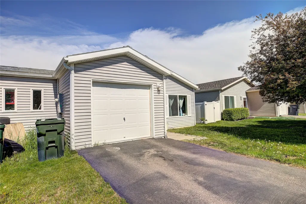 90 Empire Loop Kalispell MT 59901