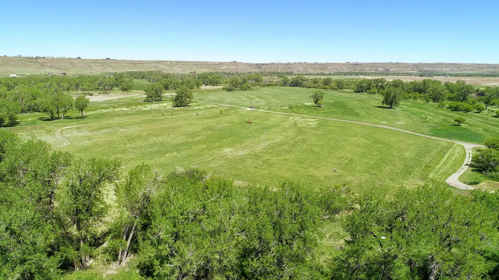 84 Tumbleweed Lane Great Falls MT 59404