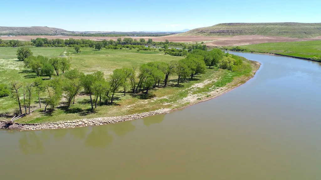 84 Tumbleweed Lane Great Falls MT 59404