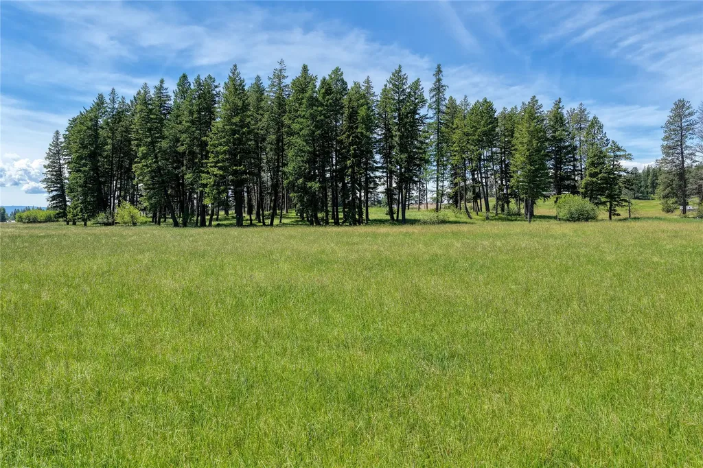 250 Patriots Lane Columbia Falls MT 59912