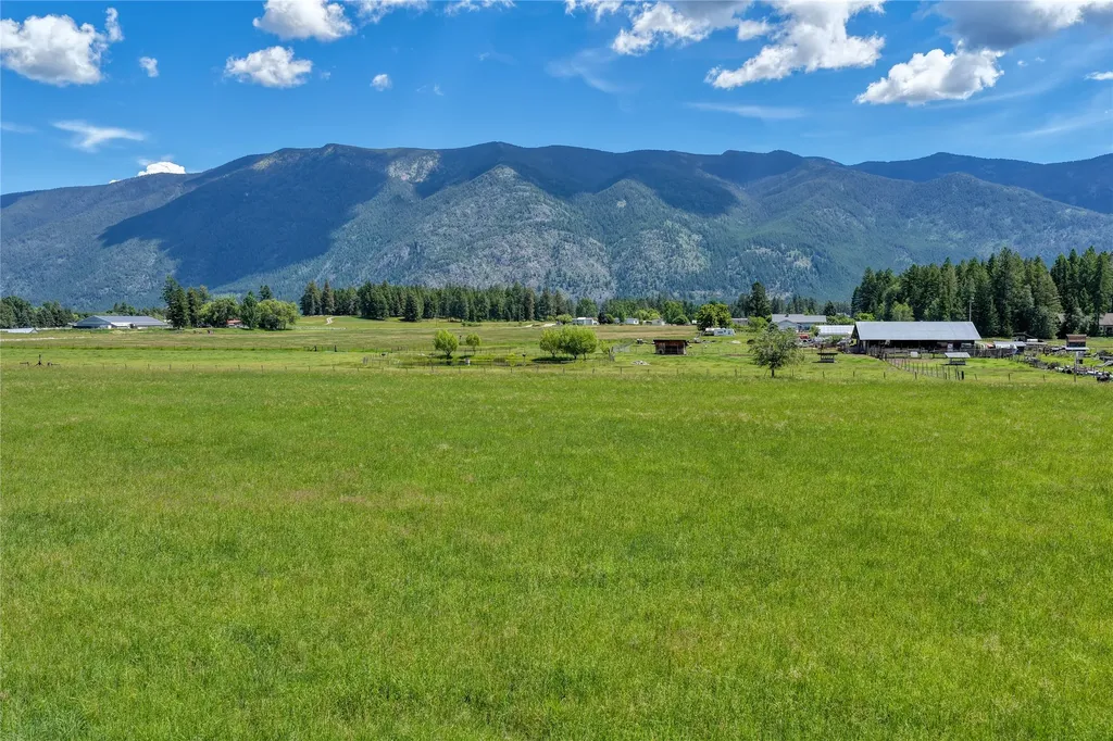 250 Patriots Lane Columbia Falls MT 59912