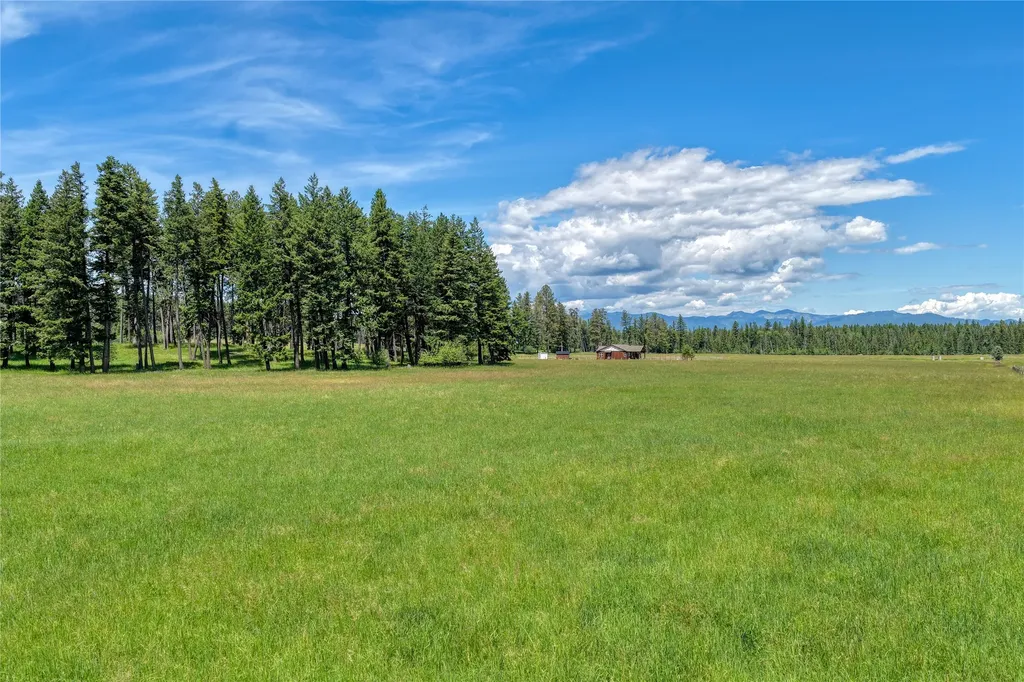 250 Patriots Lane Columbia Falls MT 59912