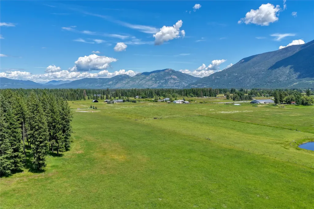 250 Patriots Lane Columbia Falls MT 59912