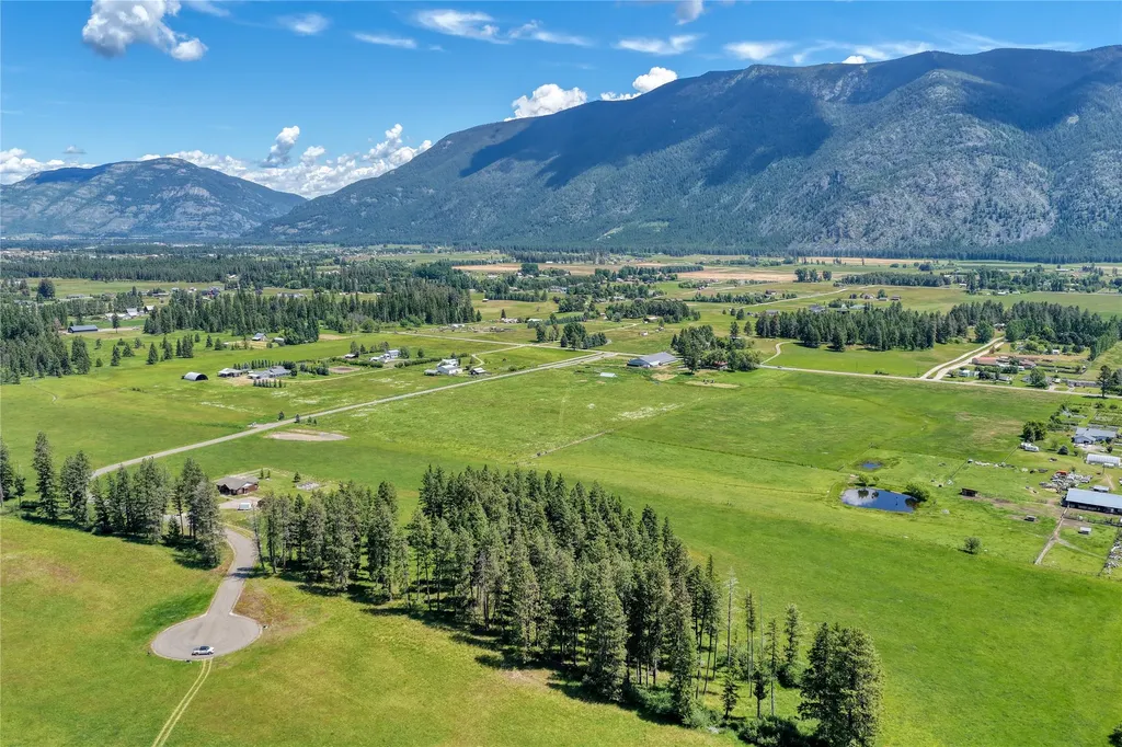 250 Patriots Lane Columbia Falls MT 59912