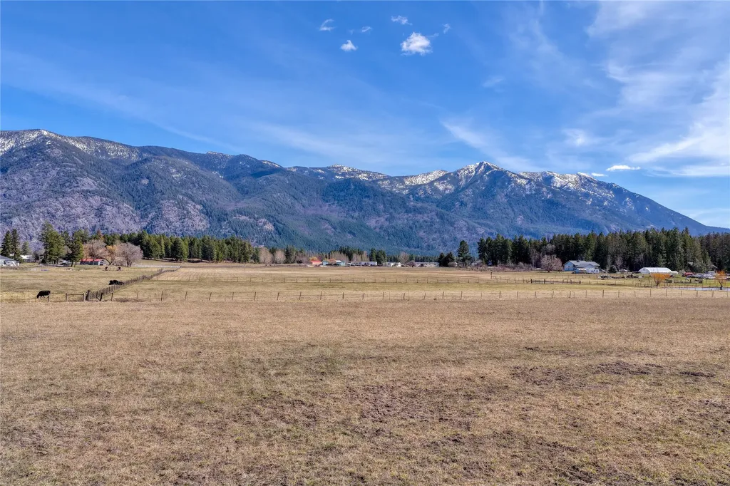 250 Patriots Lane Columbia Falls MT 59912