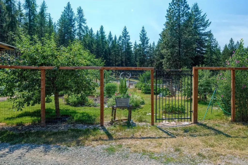 5899 Black Lake Road Rexford MT 59930