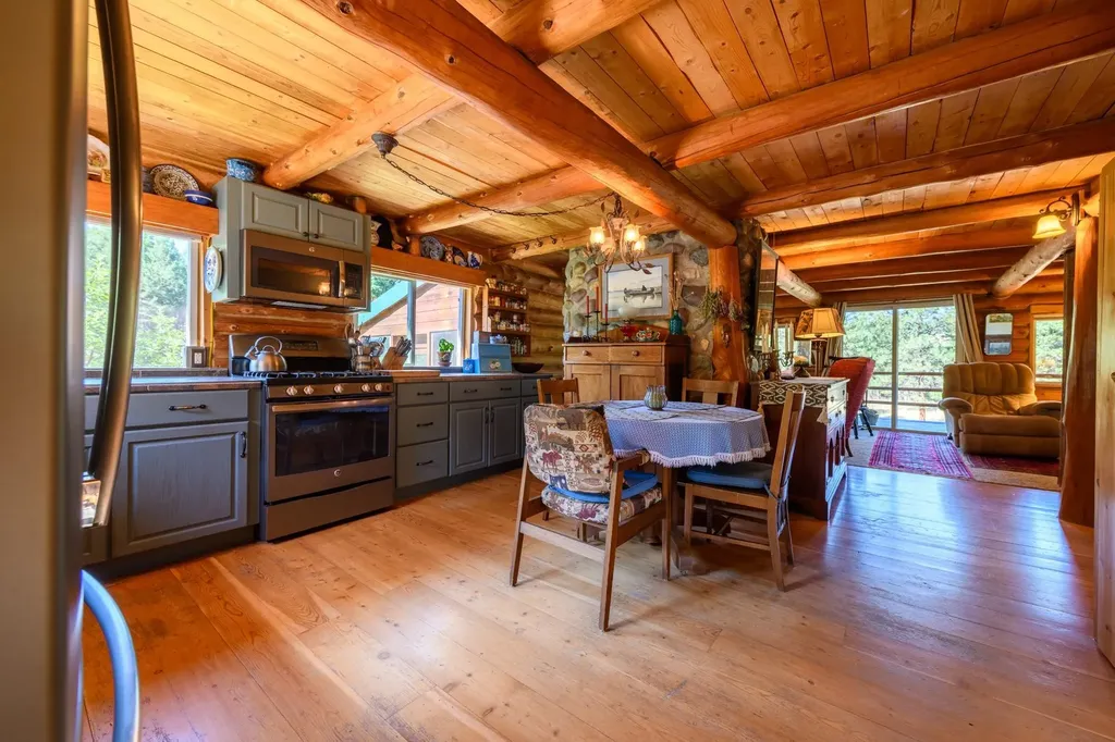 5899 Black Lake Road Rexford MT 59930