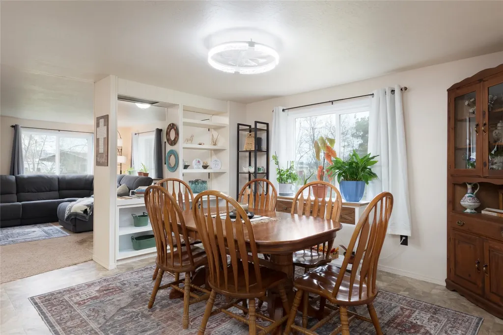 117 Martin Drive Corvallis MT 59828