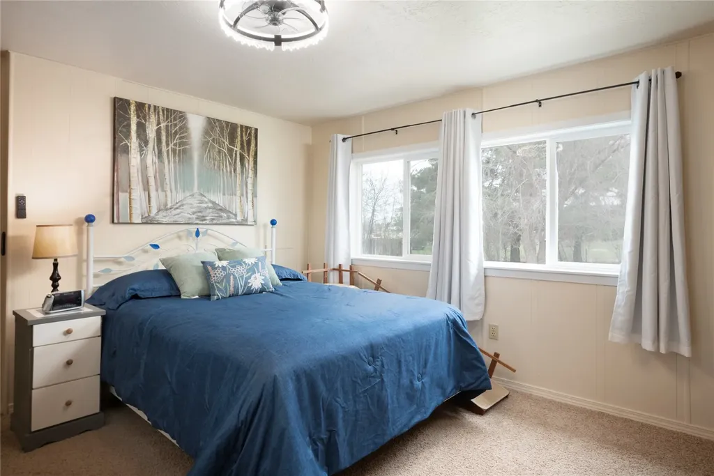 117 Martin Drive Corvallis MT 59828