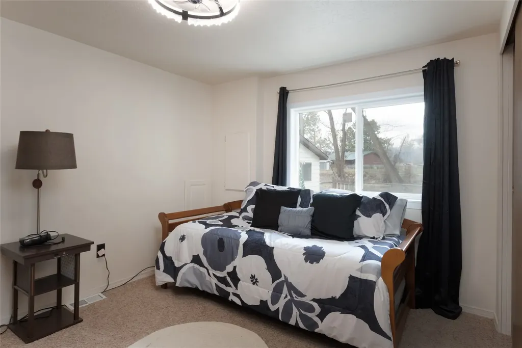117 Martin Drive Corvallis MT 59828