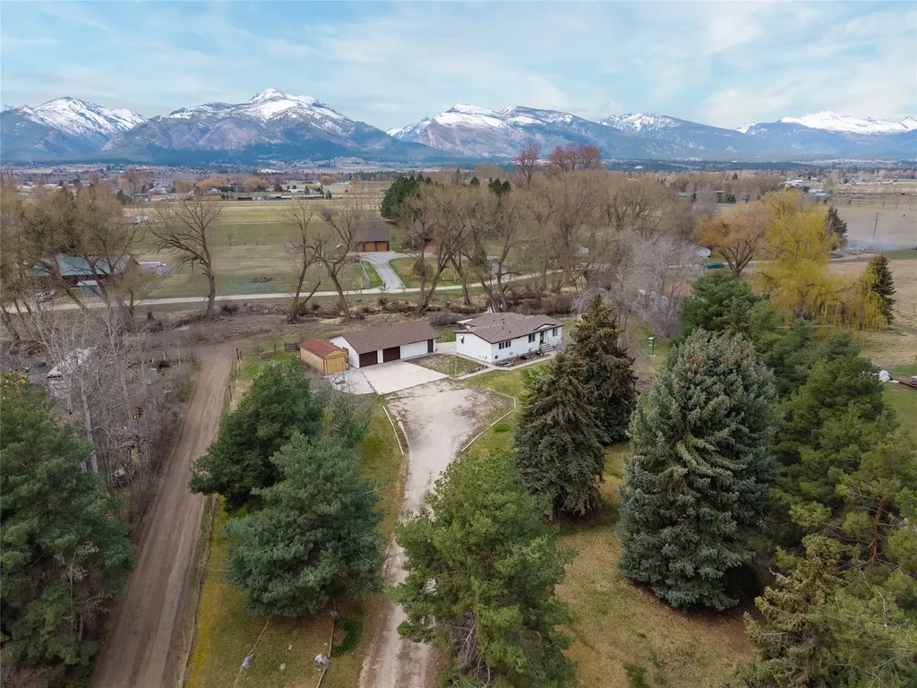 117 Martin Drive Corvallis MT 59828