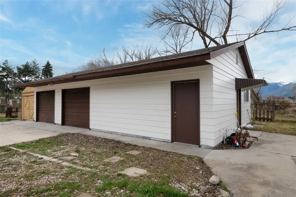 117 Martin Drive Corvallis MT 59828