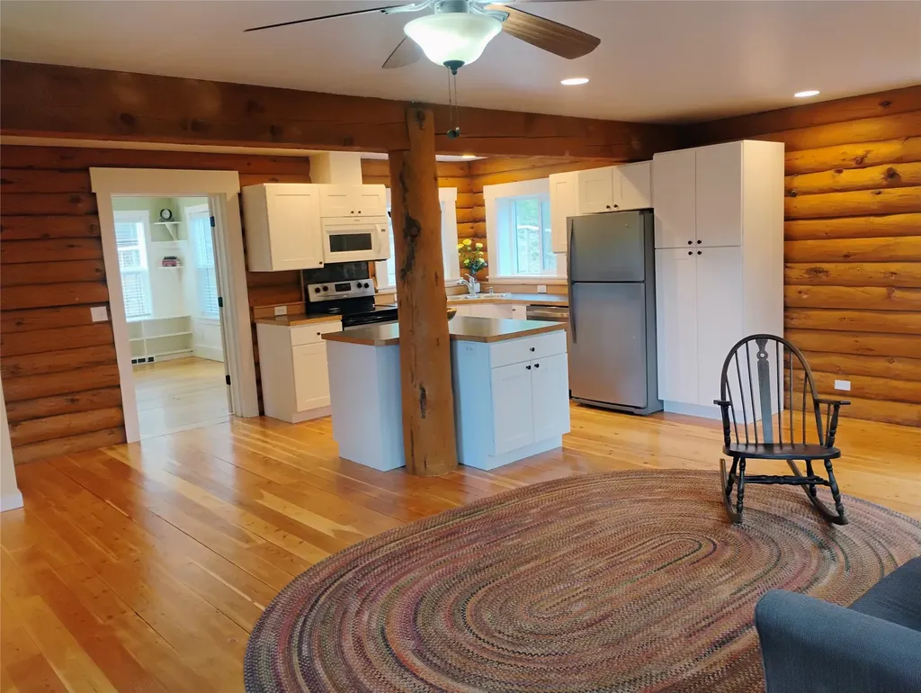 25 Coyote Road Clancy MT 59634