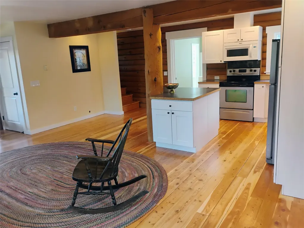 25 Coyote Road Clancy MT 59634