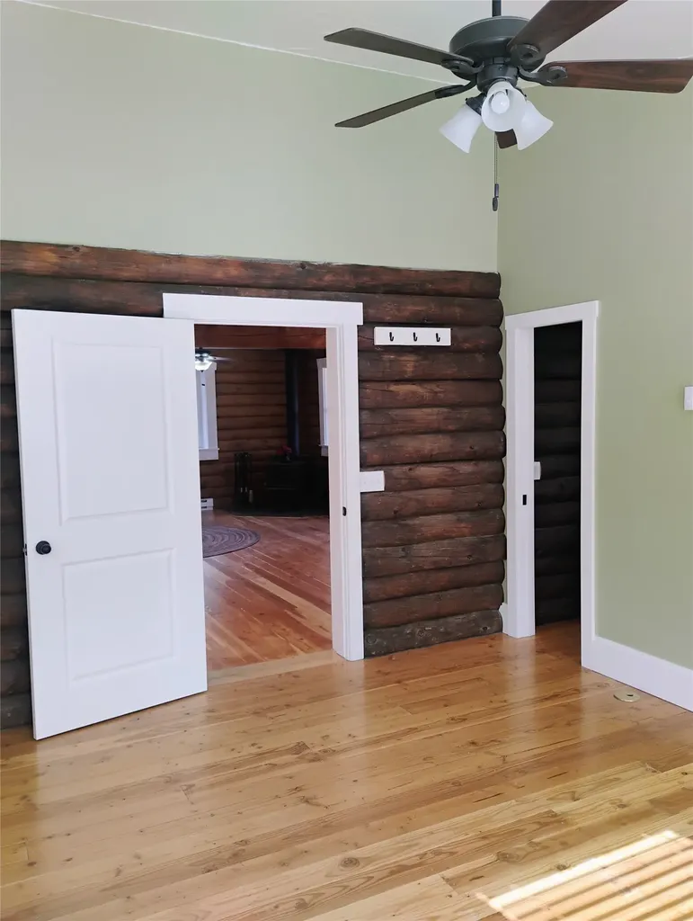 25 Coyote Road Clancy MT 59634