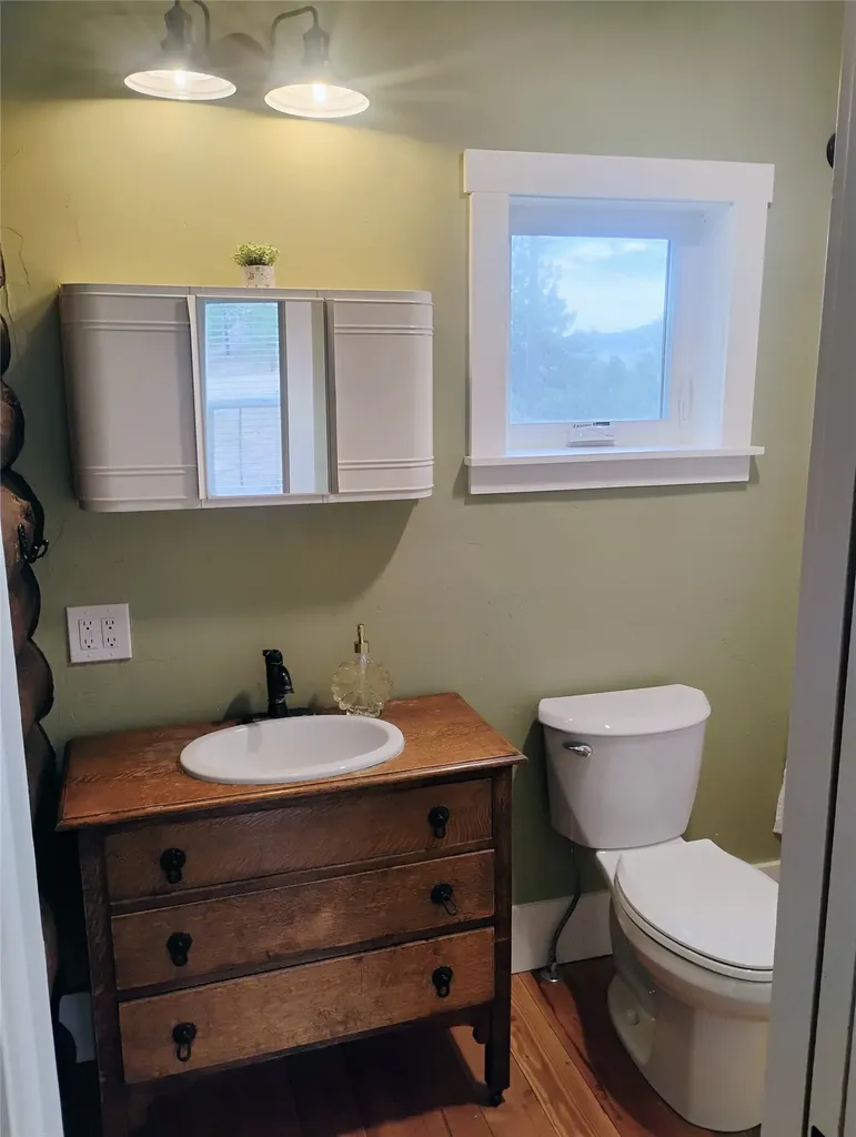 25 Coyote Road Clancy MT 59634