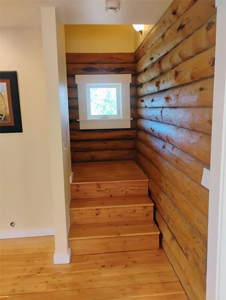 25 Coyote Road Clancy MT 59634