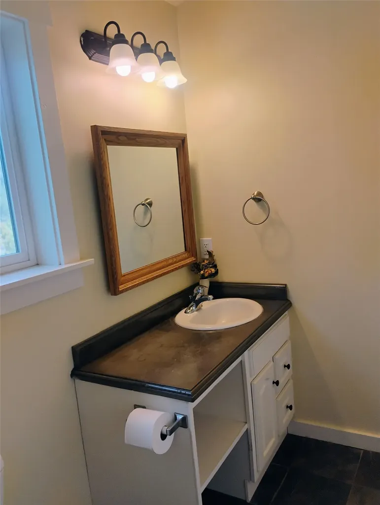 25 Coyote Road Clancy MT 59634