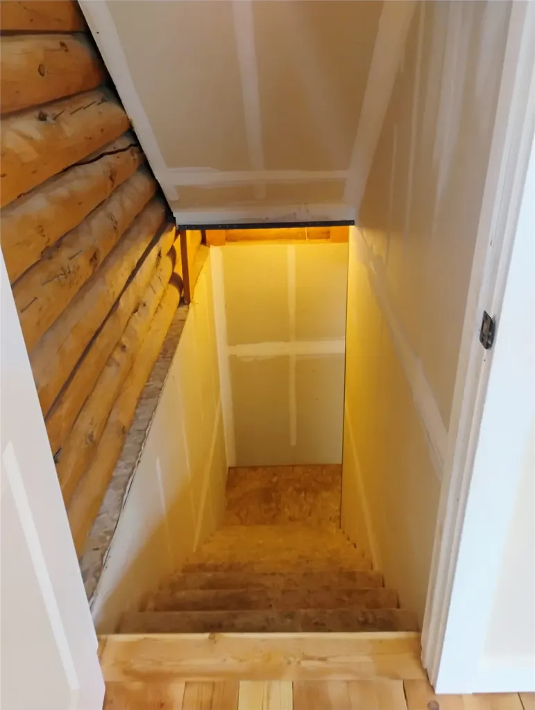 25 Coyote Road Clancy MT 59634