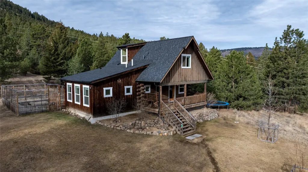 25 Coyote Road Clancy MT 59634