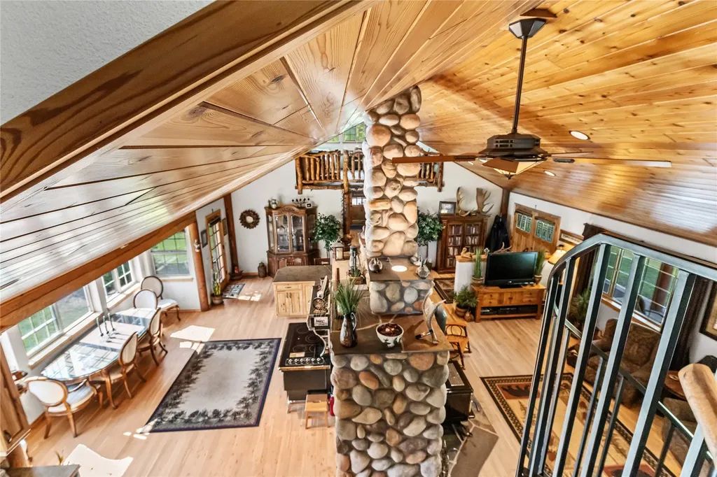 9705 Us Highway 93 N Olney MT 59927
