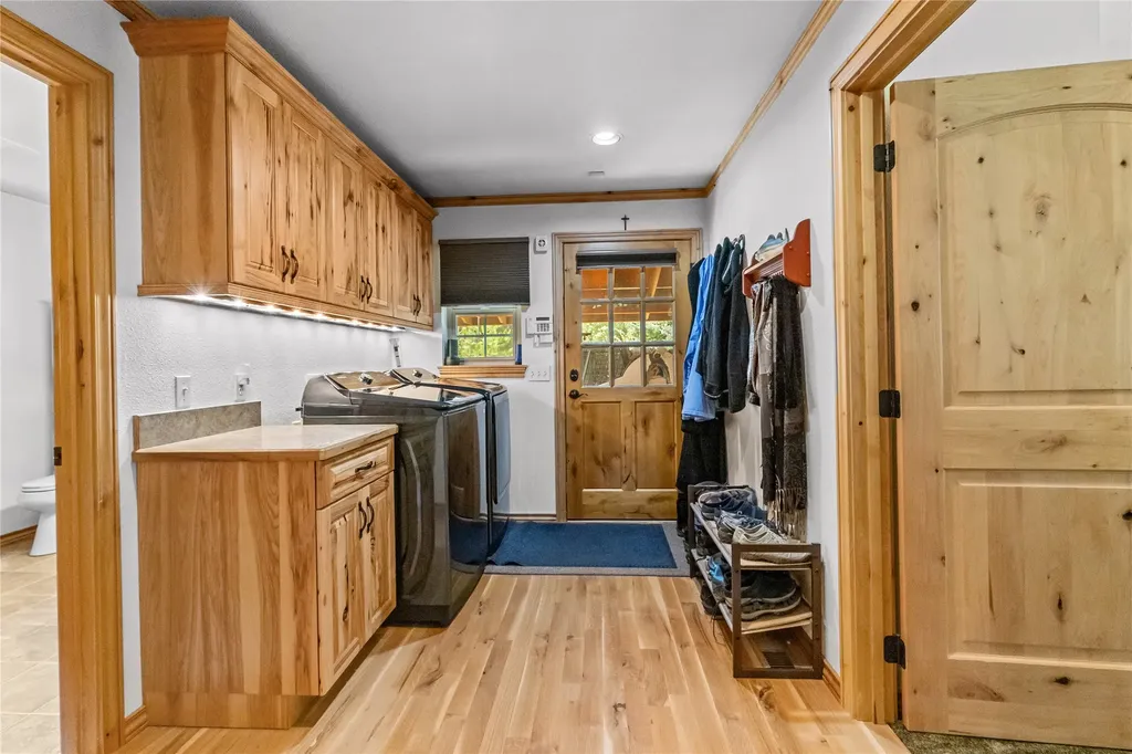9705 Us Highway 93 N Olney MT 59927