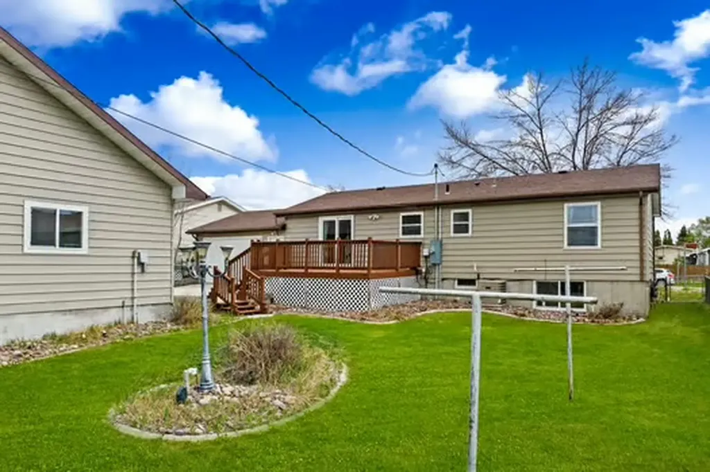 813 36th Avenue NE Great Falls MT 59404