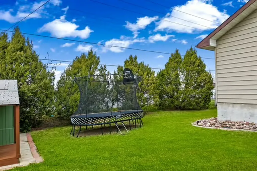 813 36th Avenue NE Great Falls MT 59404