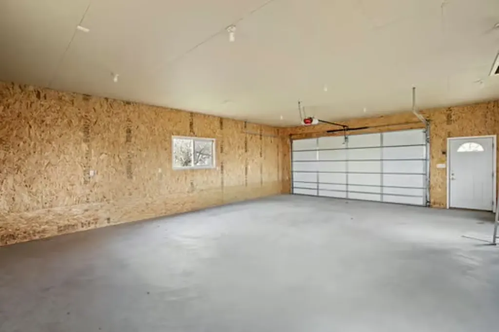 813 36th Avenue NE Great Falls MT 59404