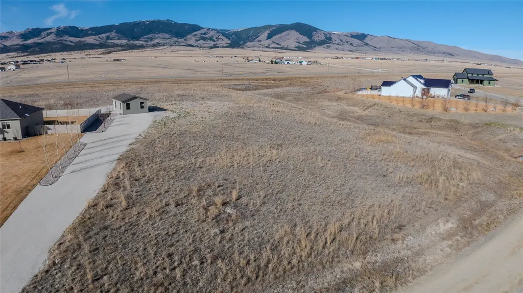 5 Mountainair Drive Townsend MT 59644