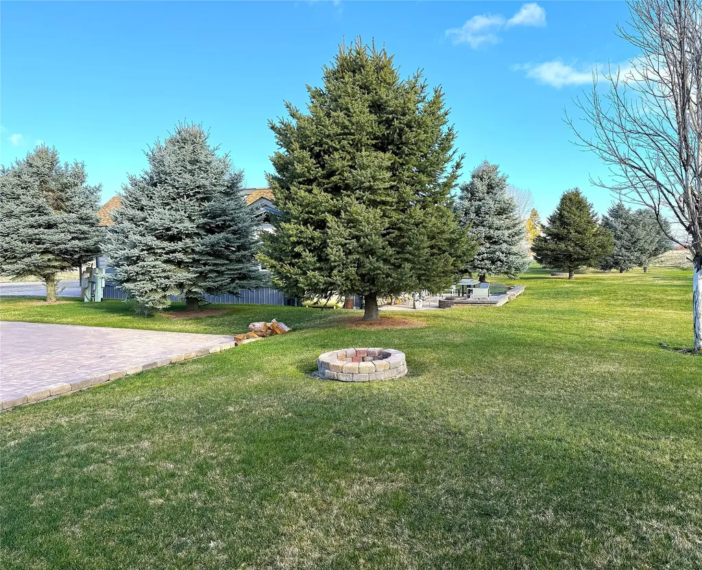 342 Kingfisher Loop Eureka MT 59917