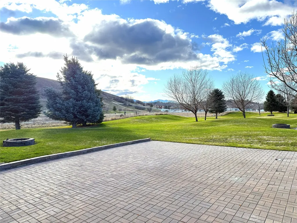 342 Kingfisher Loop Eureka MT 59917
