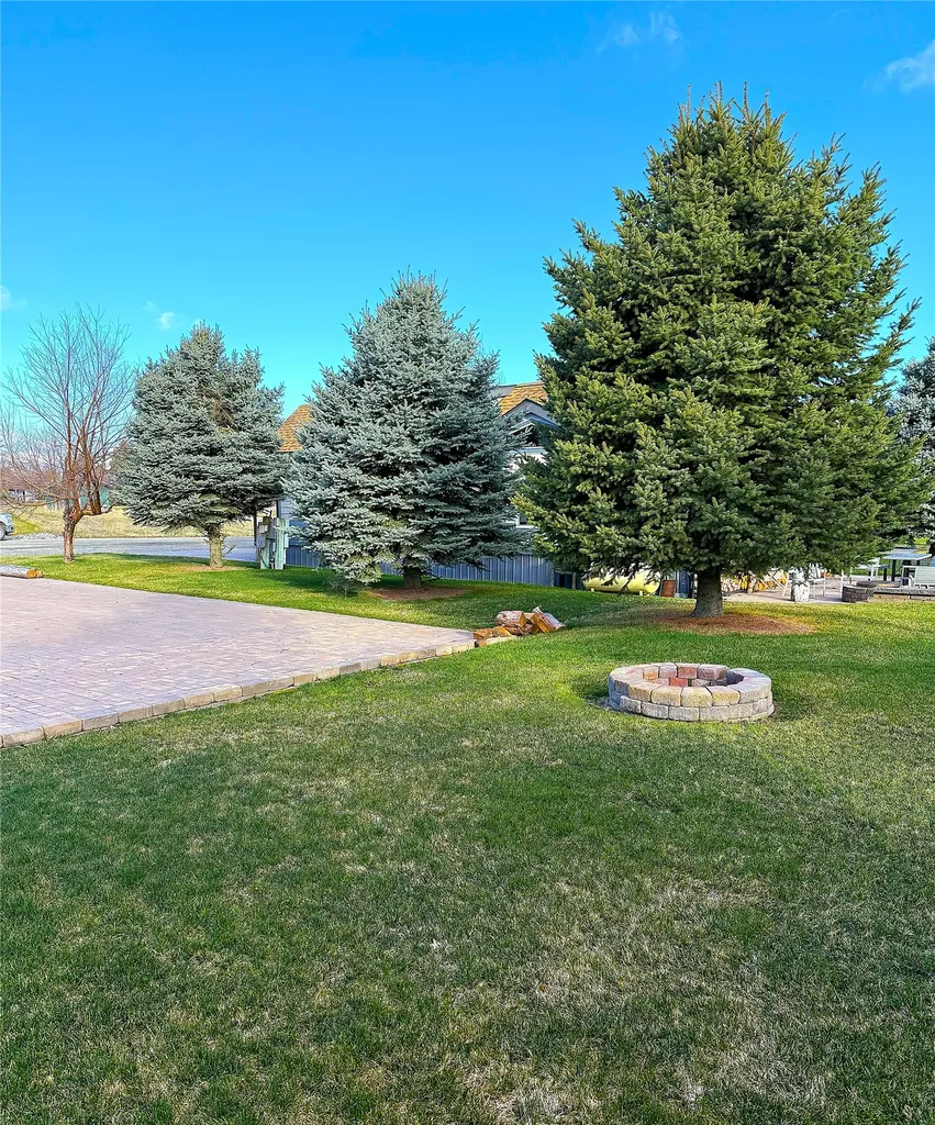 342 Kingfisher Loop Eureka MT 59917