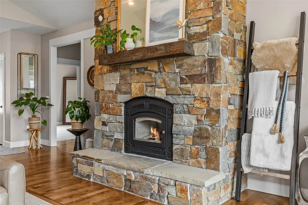 693 Cottonwood Road Hamilton MT 59840
