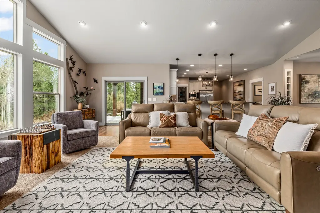 693 Cottonwood Road Hamilton MT 59840