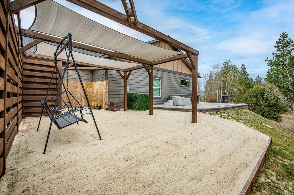 693 Cottonwood Road Hamilton MT 59840