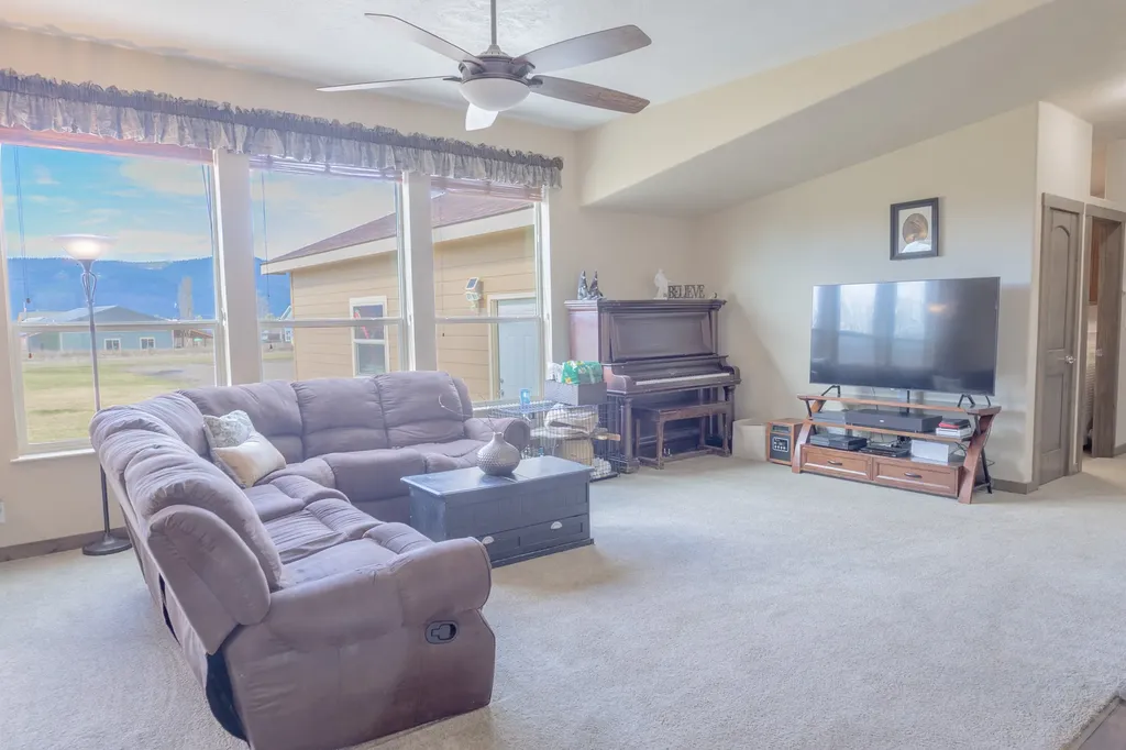 15432 Sara Jo Lane Frenchtown MT 59834